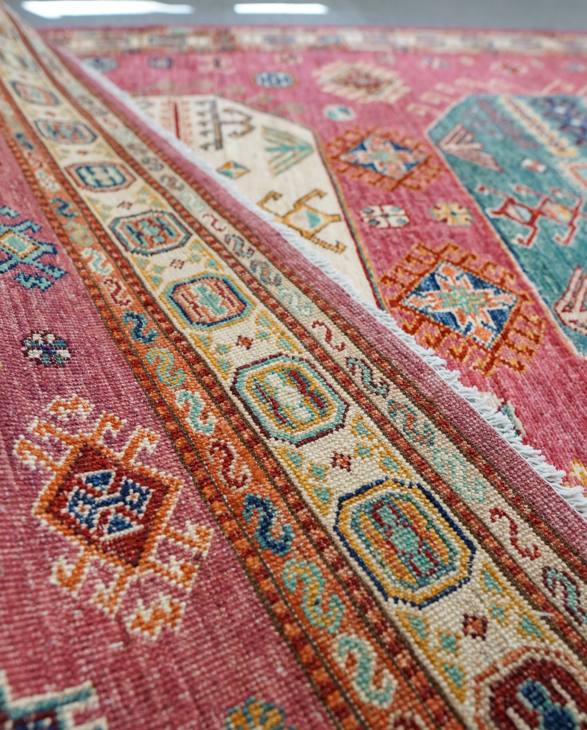 212×146cｍ アフガニスタン ガズニーウール 手織り絨毯 Decorworks