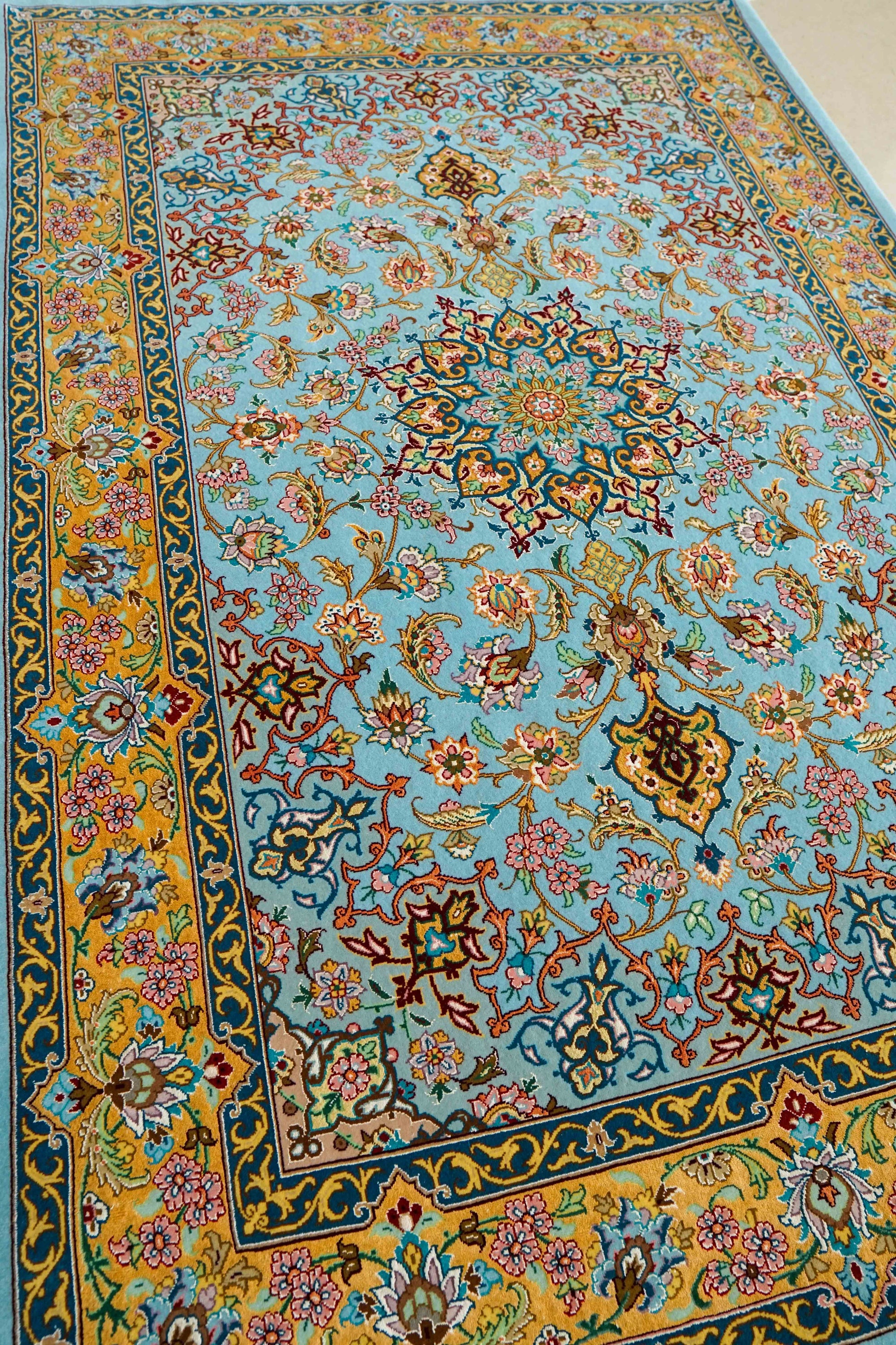  ペルシャ絨毯 イスファハン産 シャーシャハニ工房 約170×115cm｜コルクウールとシルク