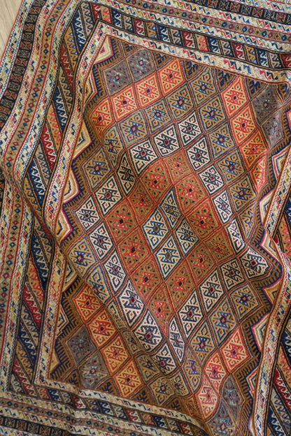 手織りマシュワニキリム アフガニスタン トライバルラグ 138×112cm