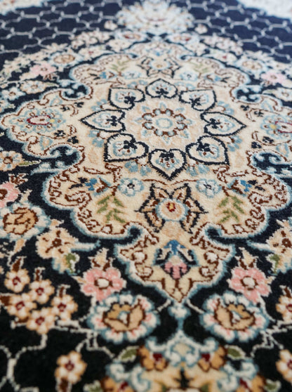  ペルシャ手織り絨毯 ナイン産 93×65cm