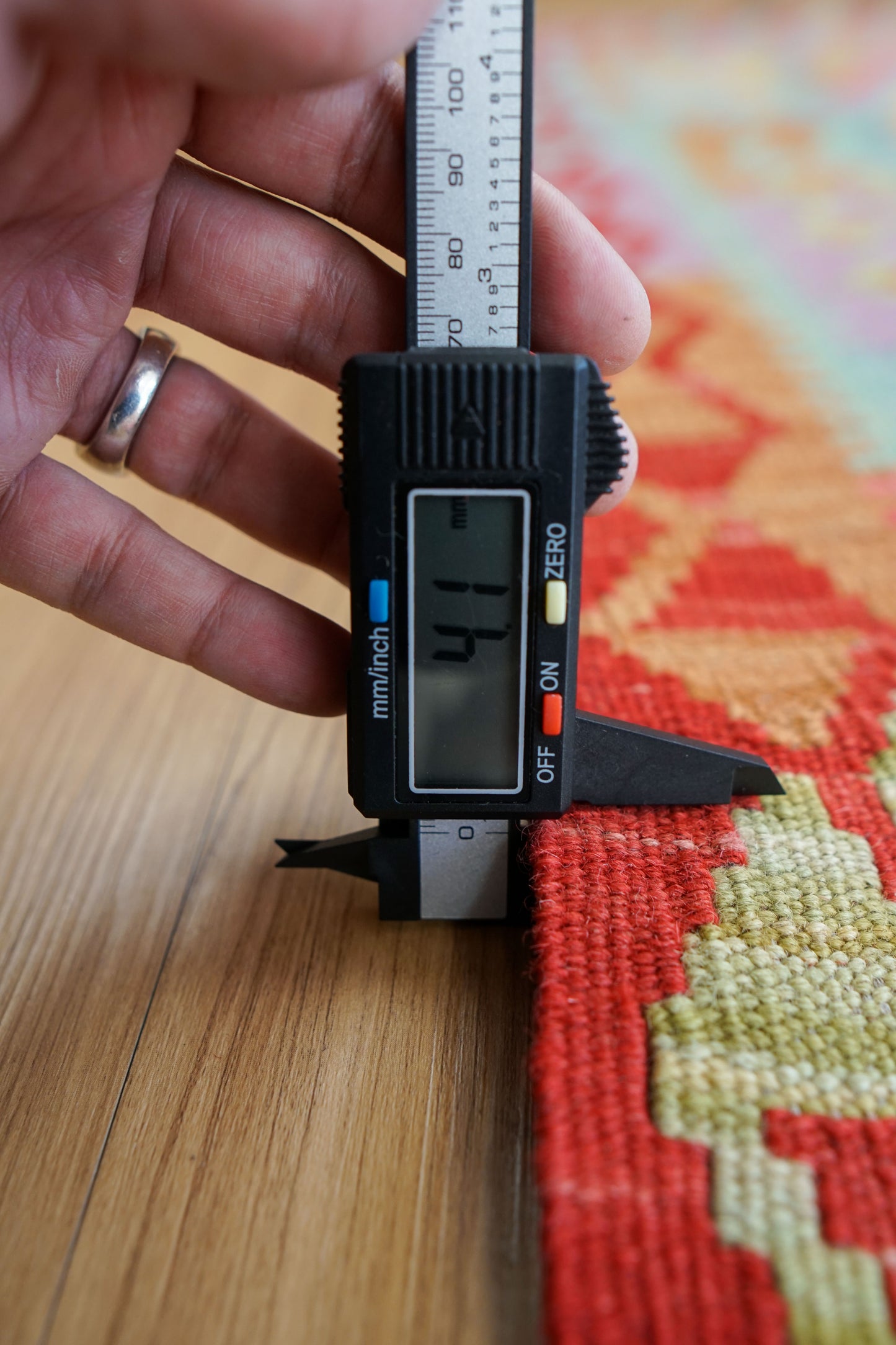  アフガン手織りキリム 194×118cm　