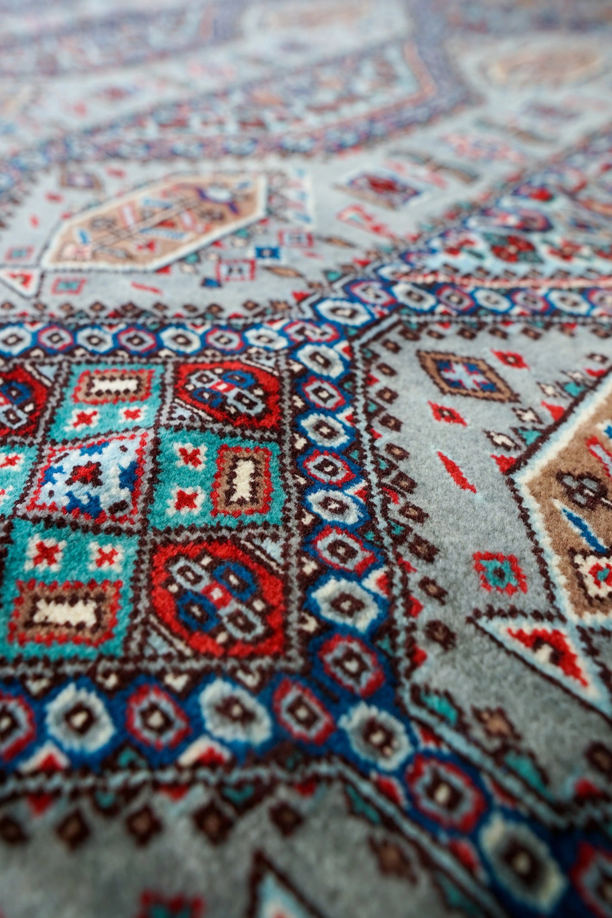 239×154cm【パキスタン手織り絨毯】 Decorworks