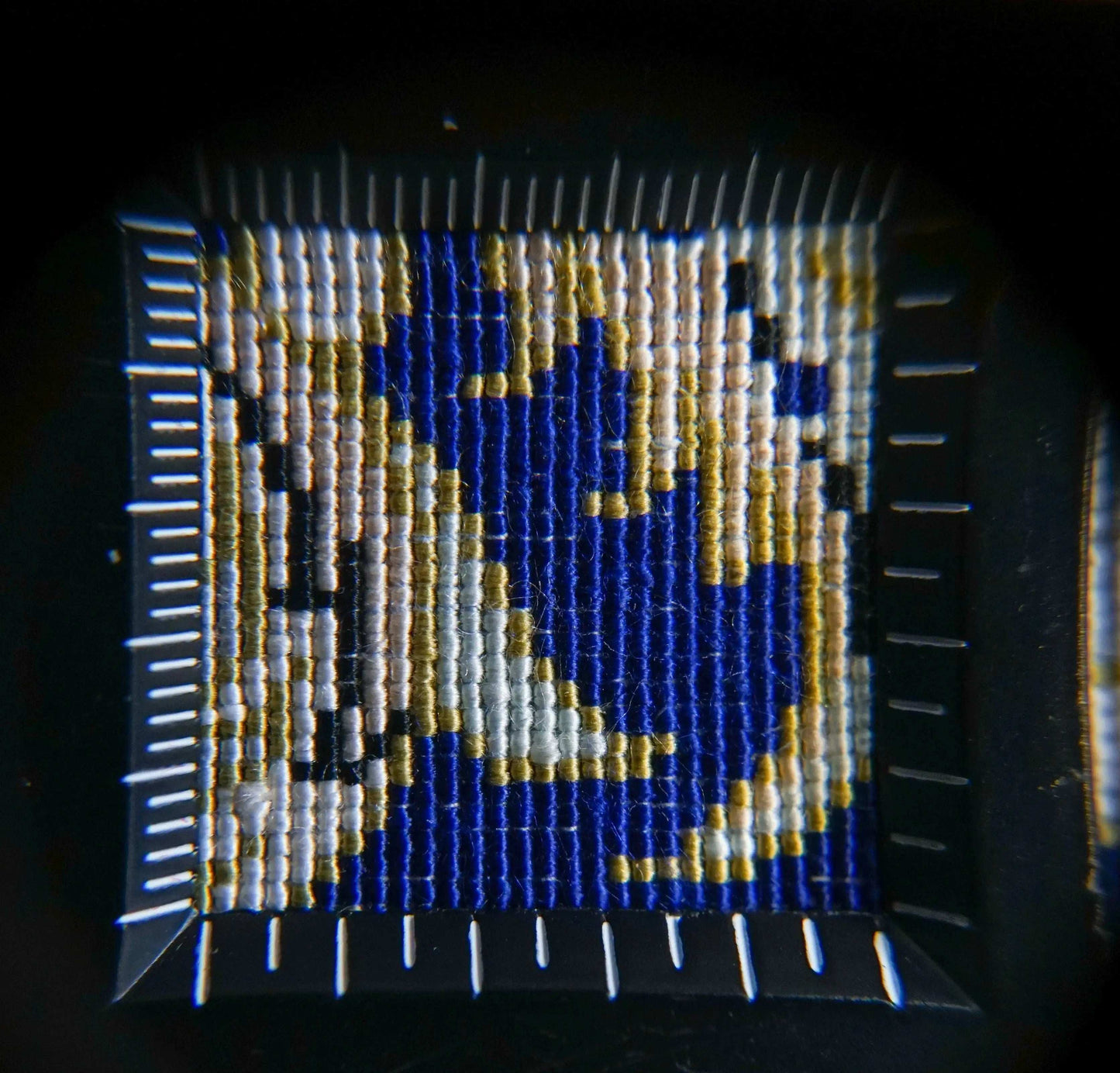  ペルシャ手織り絨毯 クム産 シルク100％ 200×132cm｜ラジョルディ房・総柄メダリオン