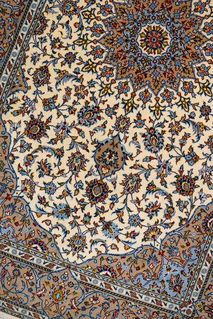  ペルシャ絨毯 カシャーン産 226×152cm (カシャン)｜伝統メダリオンデザイン・上品なアイボリー×ブルー