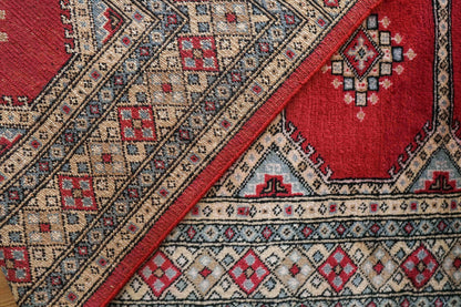  パキスタン手織り絨毯 ジャルダール トライバルラグ ピンクがかった赤 200×128cm