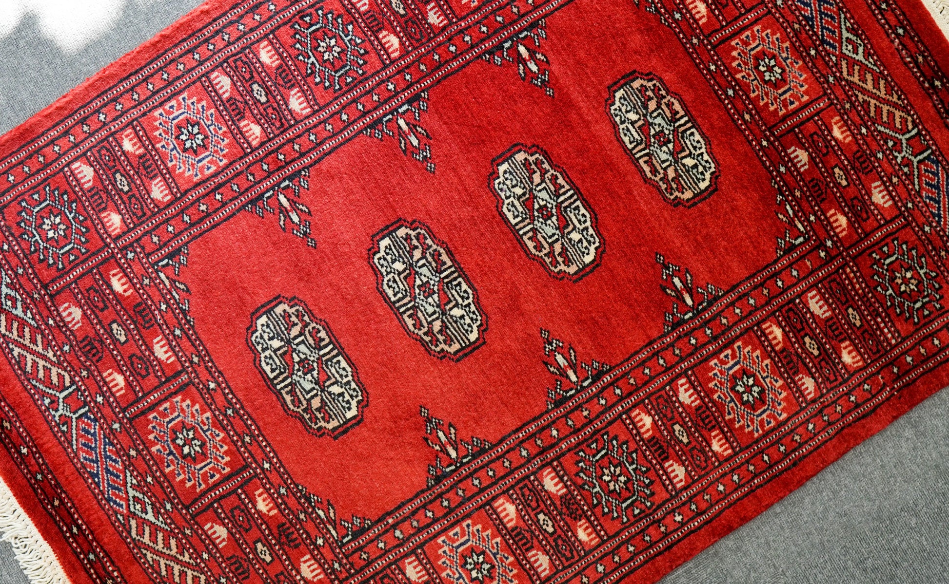 114×80cm トルクメン ボハララグ 手織り絨毯 パキスタン絨毯 Decorworks