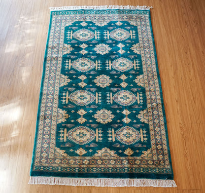  パキスタン手織り絨毯  156×95cm