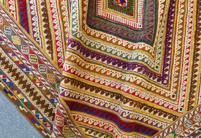 175×148cm   手織りマシュワニキリム絨毯 Decorworks
