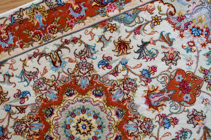 ペルシャ手織り絨毯 タブリーズ産 50RAJ 124×73cm｜ウール＆シルク