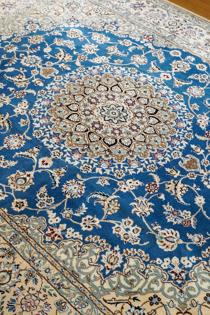  ペルシャ絨毯 ナイン産 250×204cm　