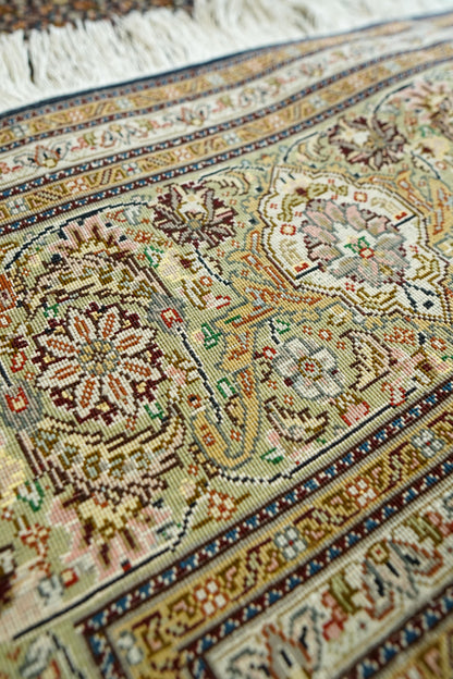  ペルシャ手織り絨毯 タブリーズ産 296×196cm｜マヒ柄