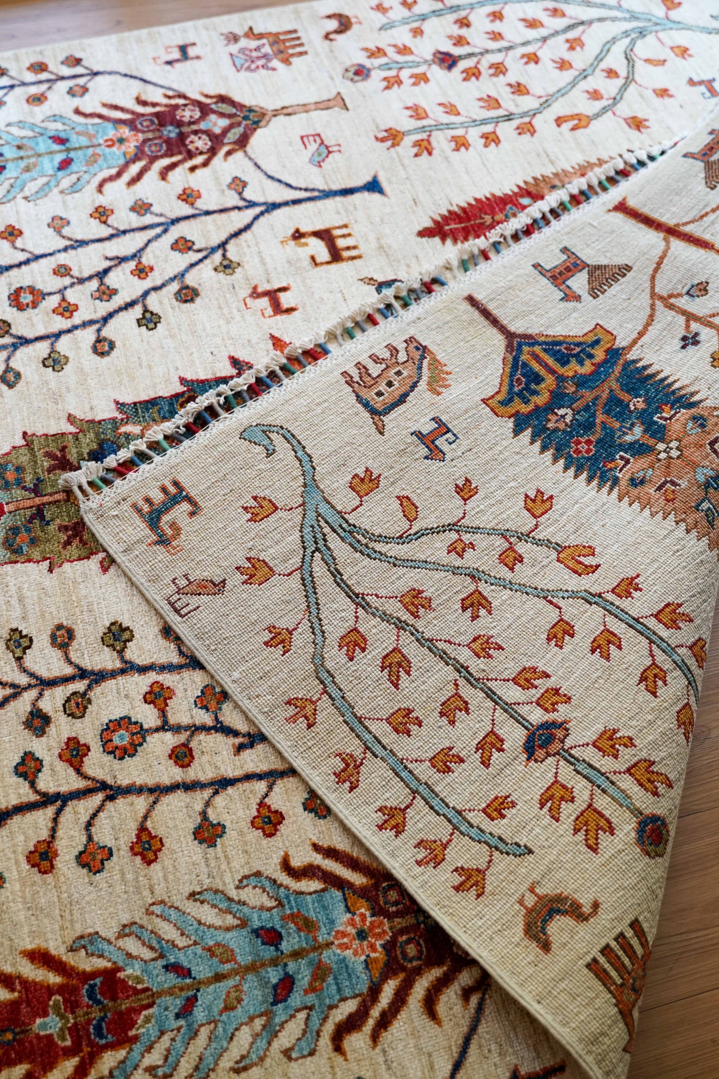  アフガニスタン 手織りガズニギャッベ 203×154cm｜草木染め・生命の木と動物文様