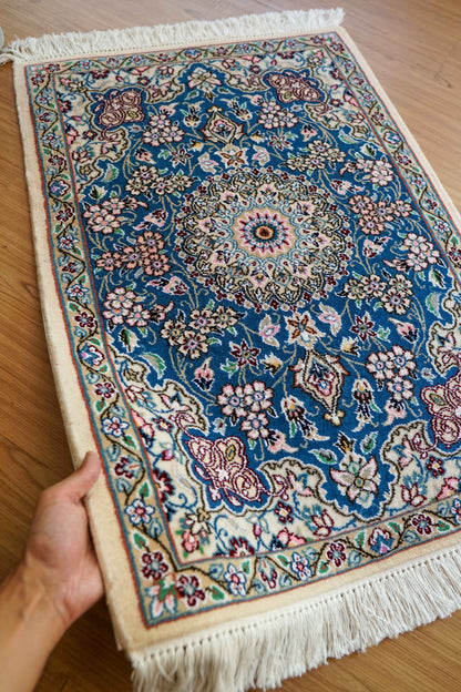  ペルシャ 絨毯 ナイン　90×63cm