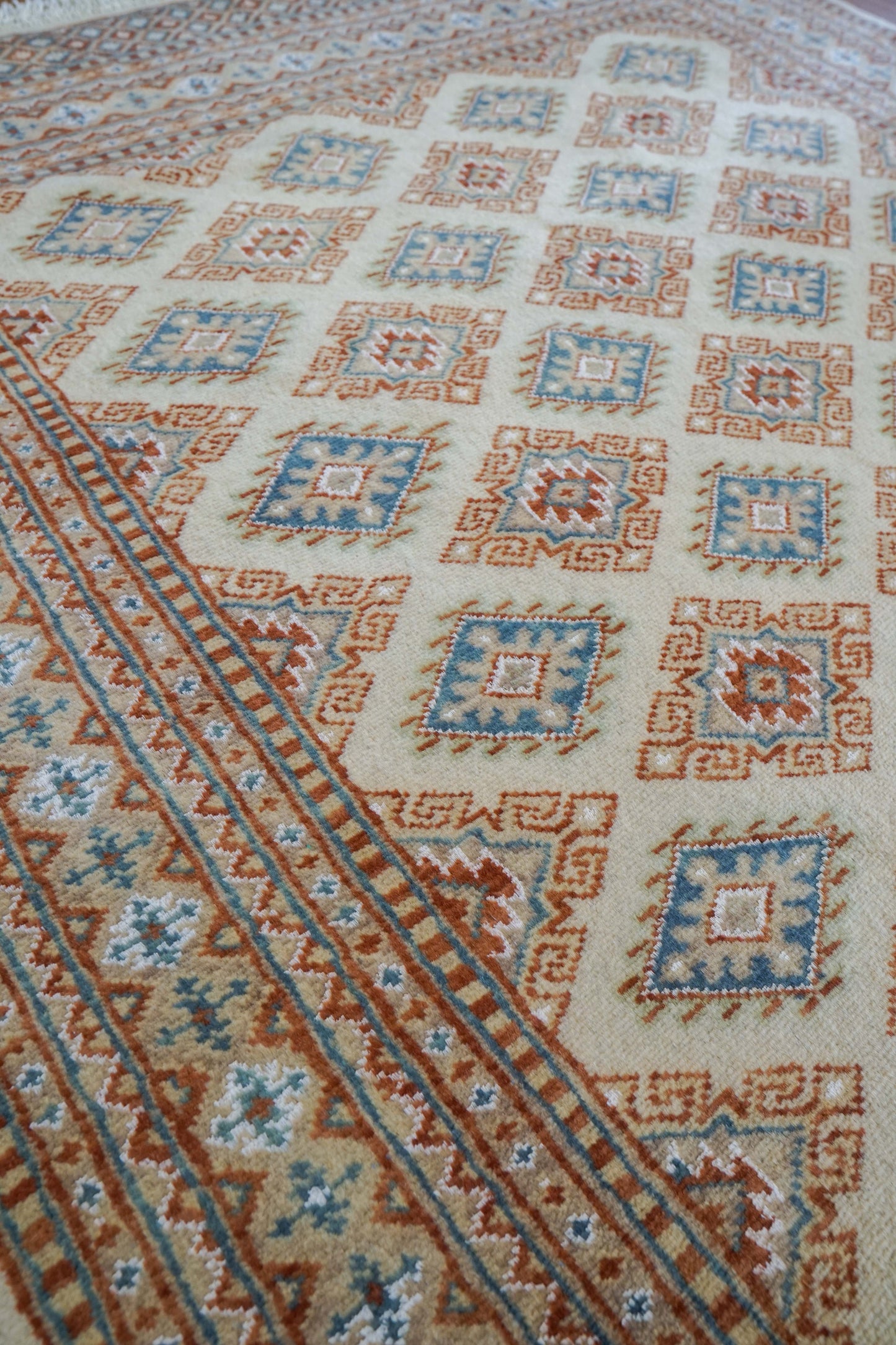 手織りパキスタン絨毯 184×128cm｜9/16クオリティ・ベージュ×ブルー