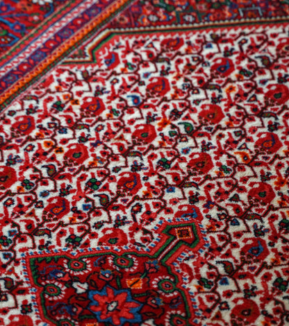  ペルシャ絨毯 ジョーザン産 165×108cm  伝統の花文様が織りなす上質ウールラグ