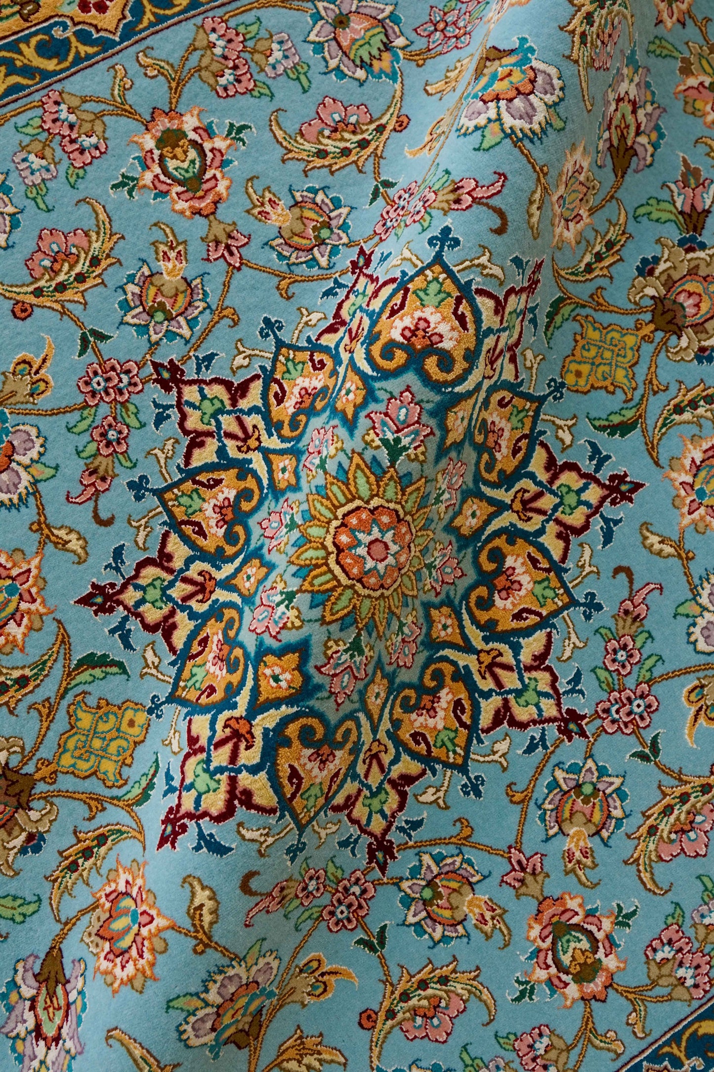 ペルシャ絨毯 イスファハン産 シャーシャハニ工房 約170×115cm｜コルクウールとシルク