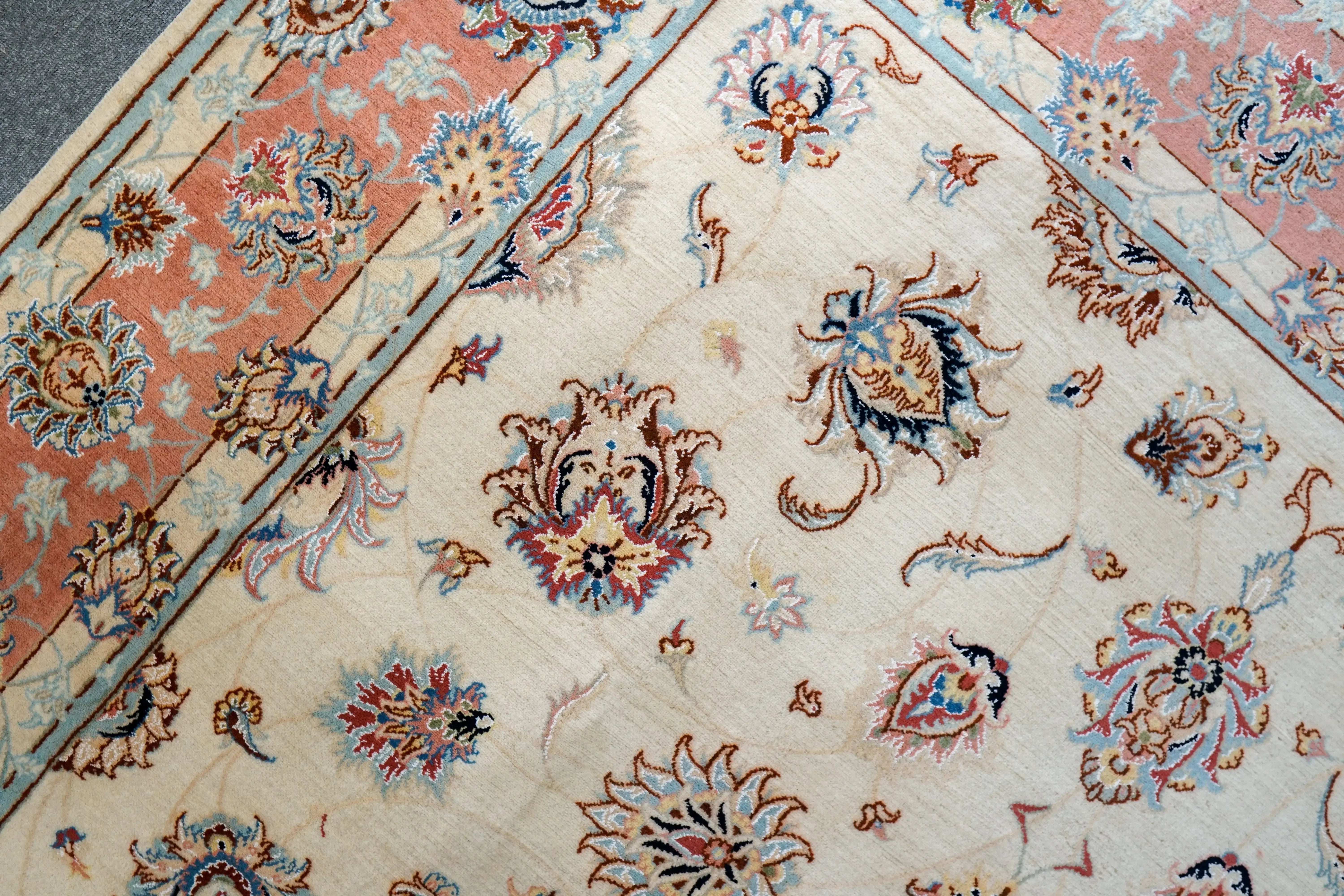 手織り ペルシャ絨毯 タブリーズ産 タペストリー 293×188cm ペルシャ手織り絨毯 タブリーズ産 - Decorworks