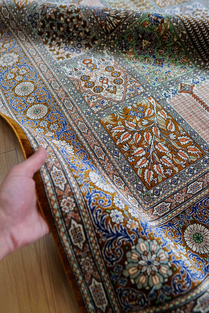  手織りペルシャ絨毯 クム産 バーバイ工房 100％シルク 200×135cm ヘシティデザイン・最高級シルクラグ