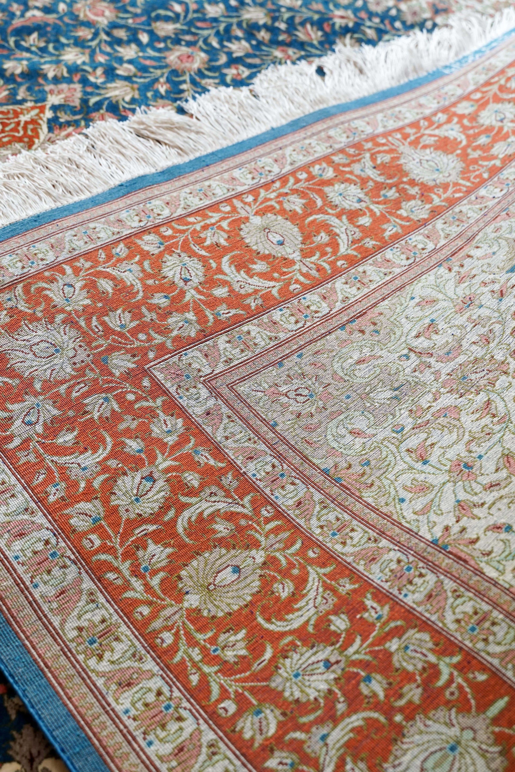 Collection 197×135cm ペルシャ手織り絨毯 クム産 ヌーリ工房 シルク100% 証明書付