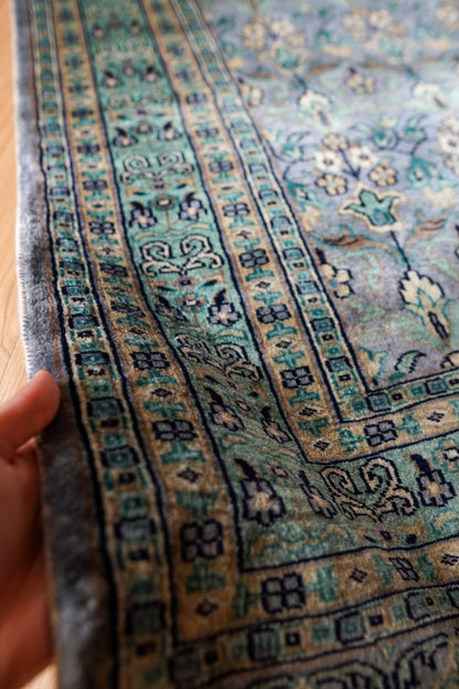  パキスタン手織り絨毯 175×127cm