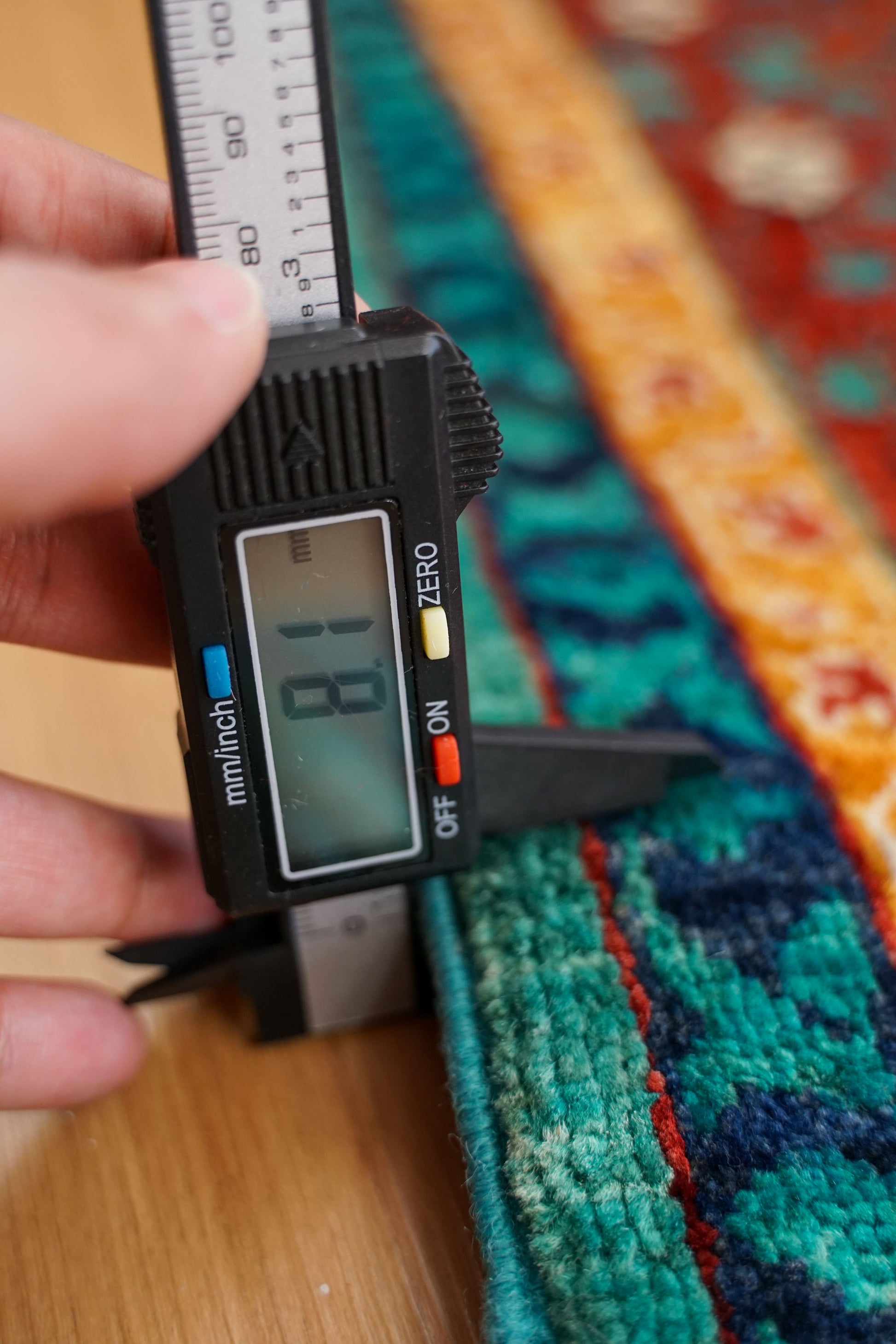  アフガニスタン手織り絨毯  ウールラグ 247×176cm ガズニーウール オリエンタルラグ fine quality