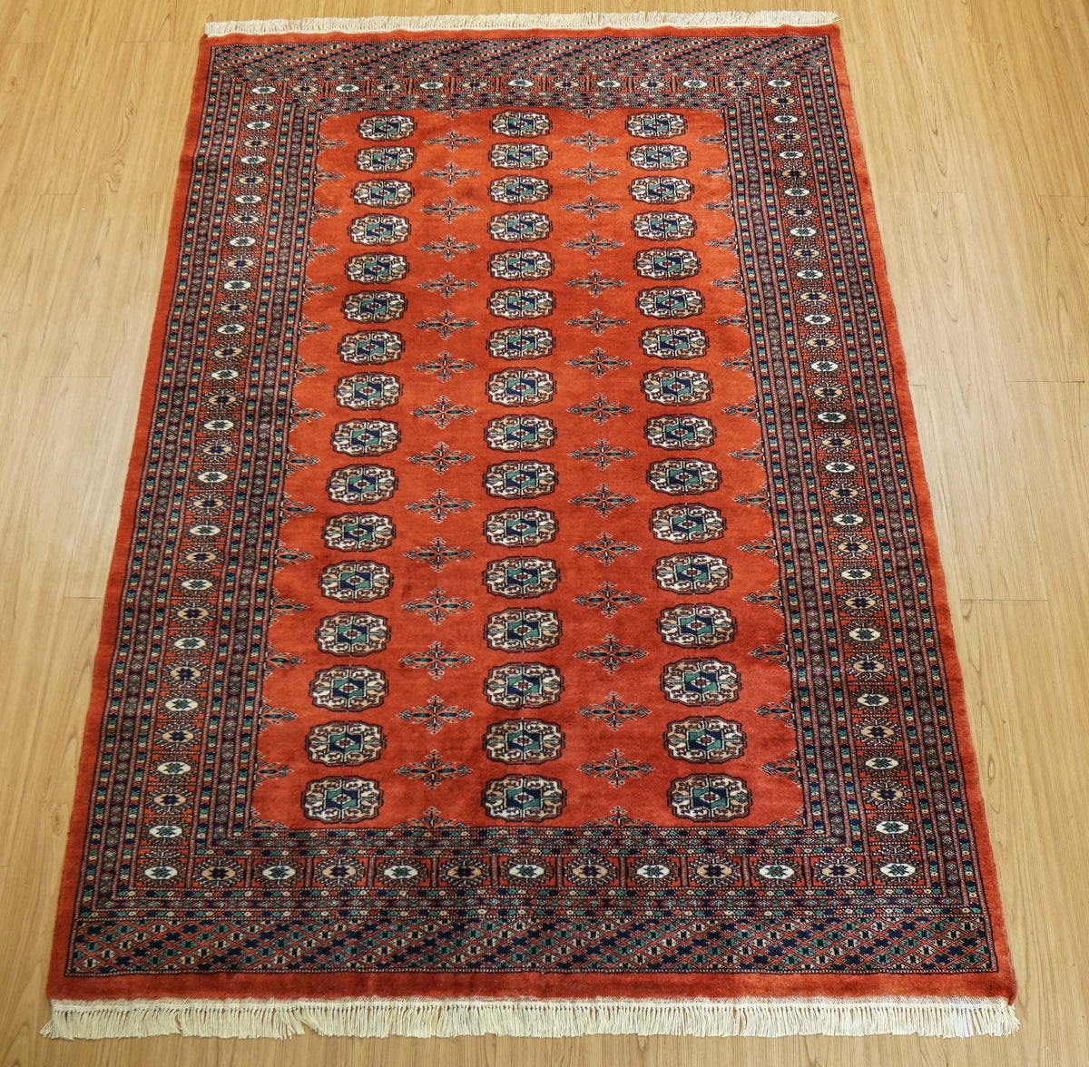  パキスタン手織り絨毯 ボハラ柄・トルクメンデザイン 203×143cm｜メリノウール