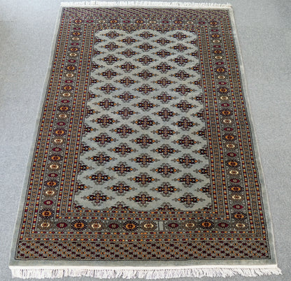 184×132cm パキスタン手織り絨毯 Decorworks