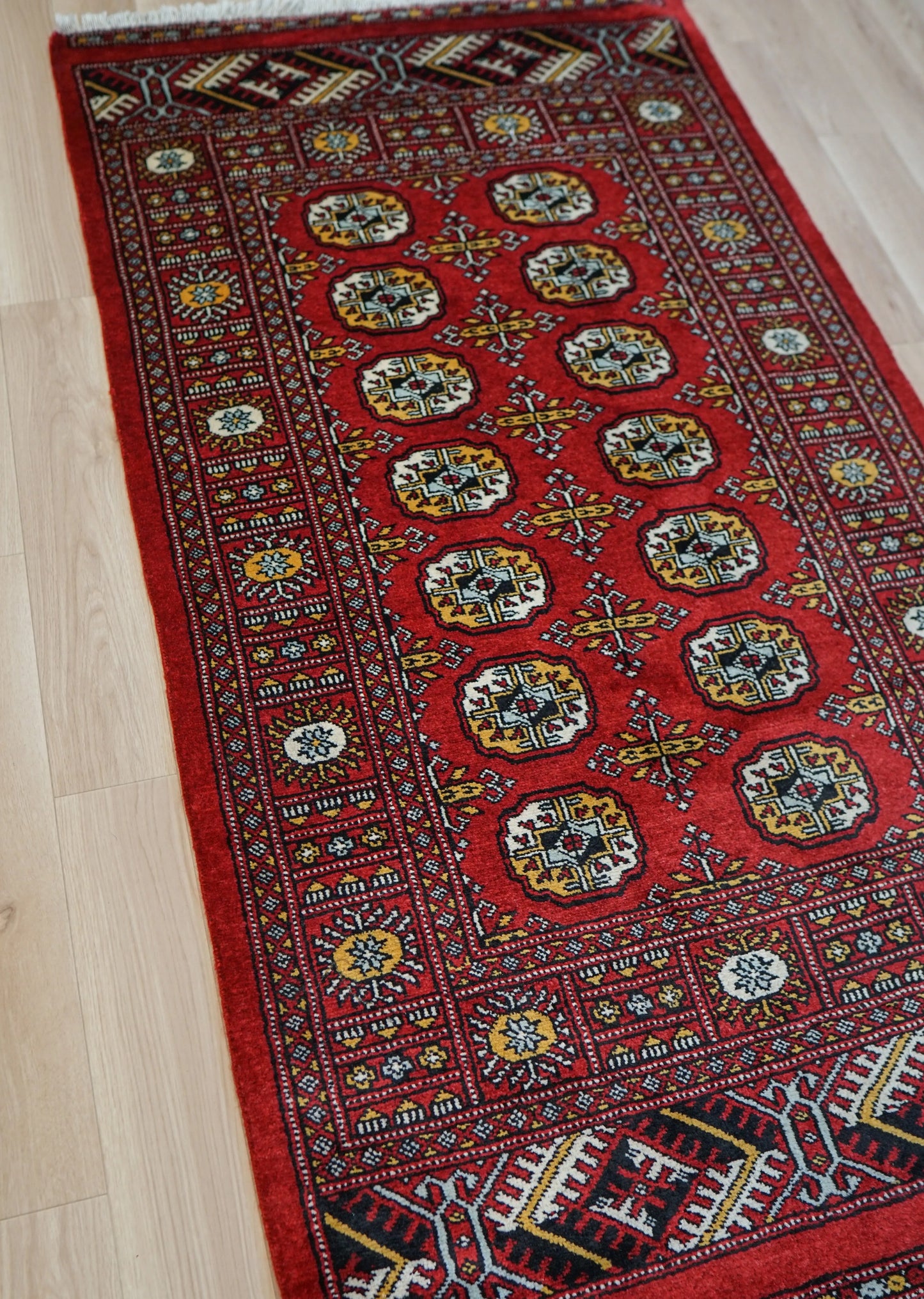 172×94cm パキスタン手織り絨毯 Decorworks