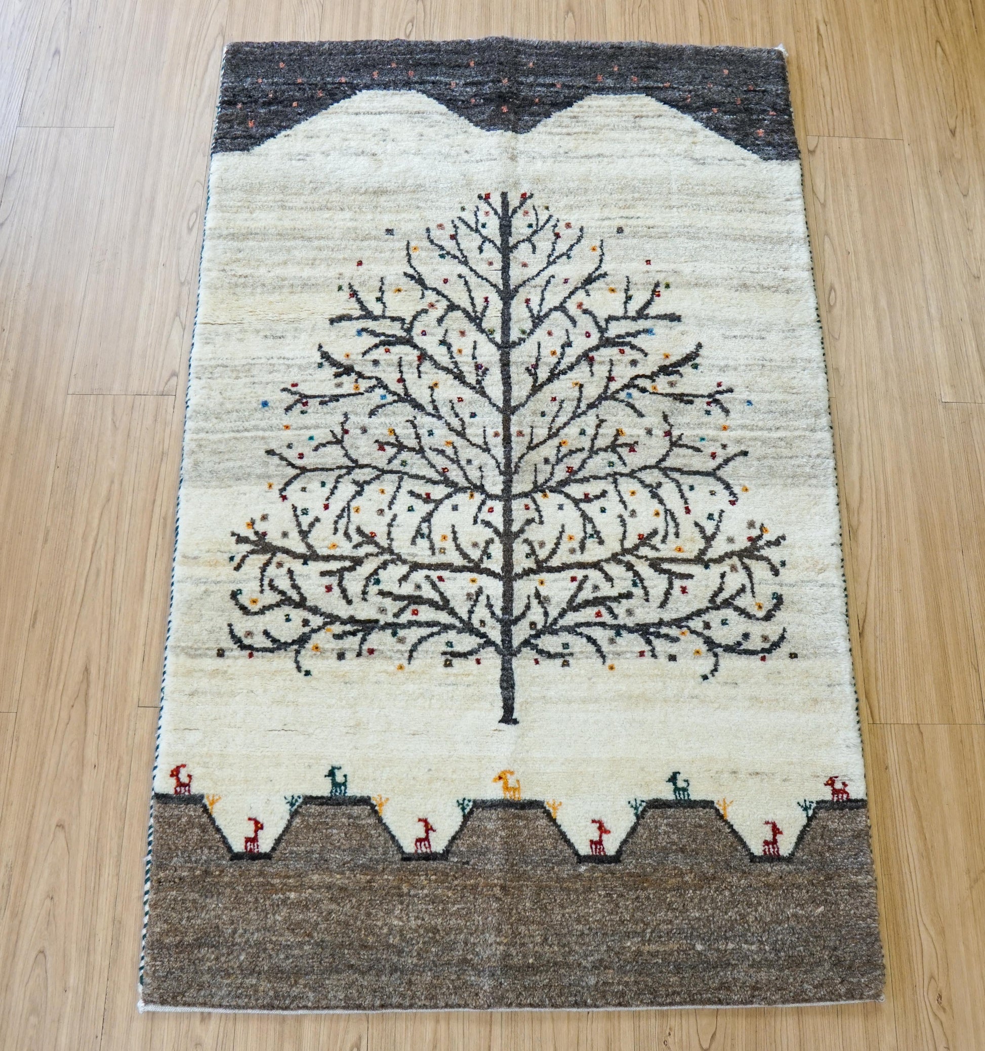  ペルシャギャッベ 手織り カシュクリギャベ 141×86cm