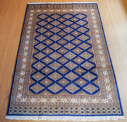  パキスタン手織り絨毯 185×126cm . トライバルラグ