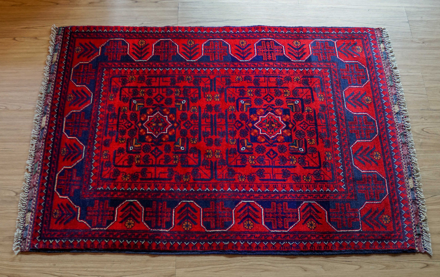  135×81cm アフガニスタン手織り絨毯 カールモハメディ