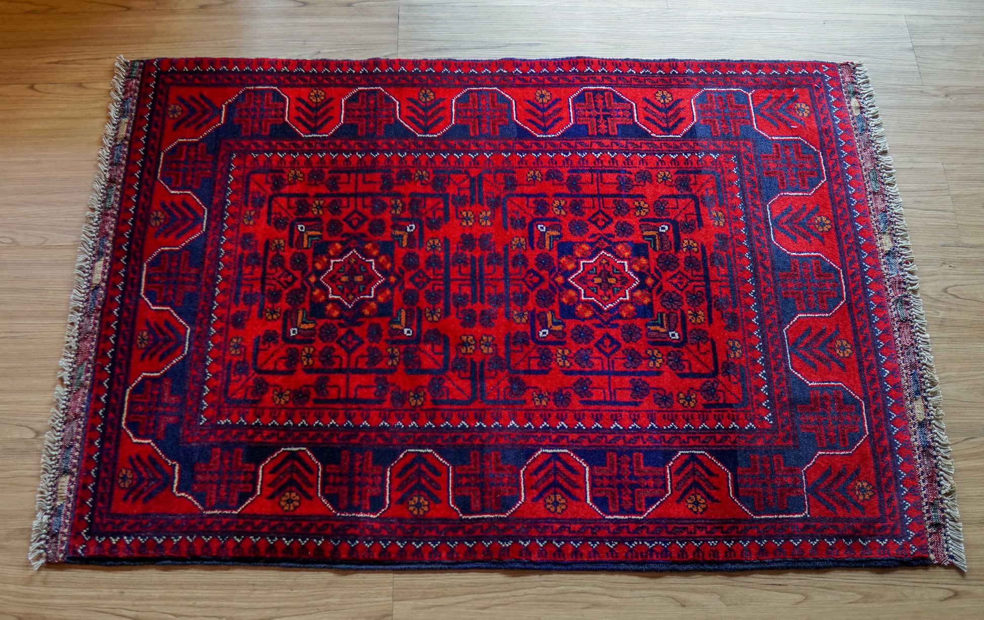  135×81cm アフガニスタン手織り絨毯 カールモハメディ