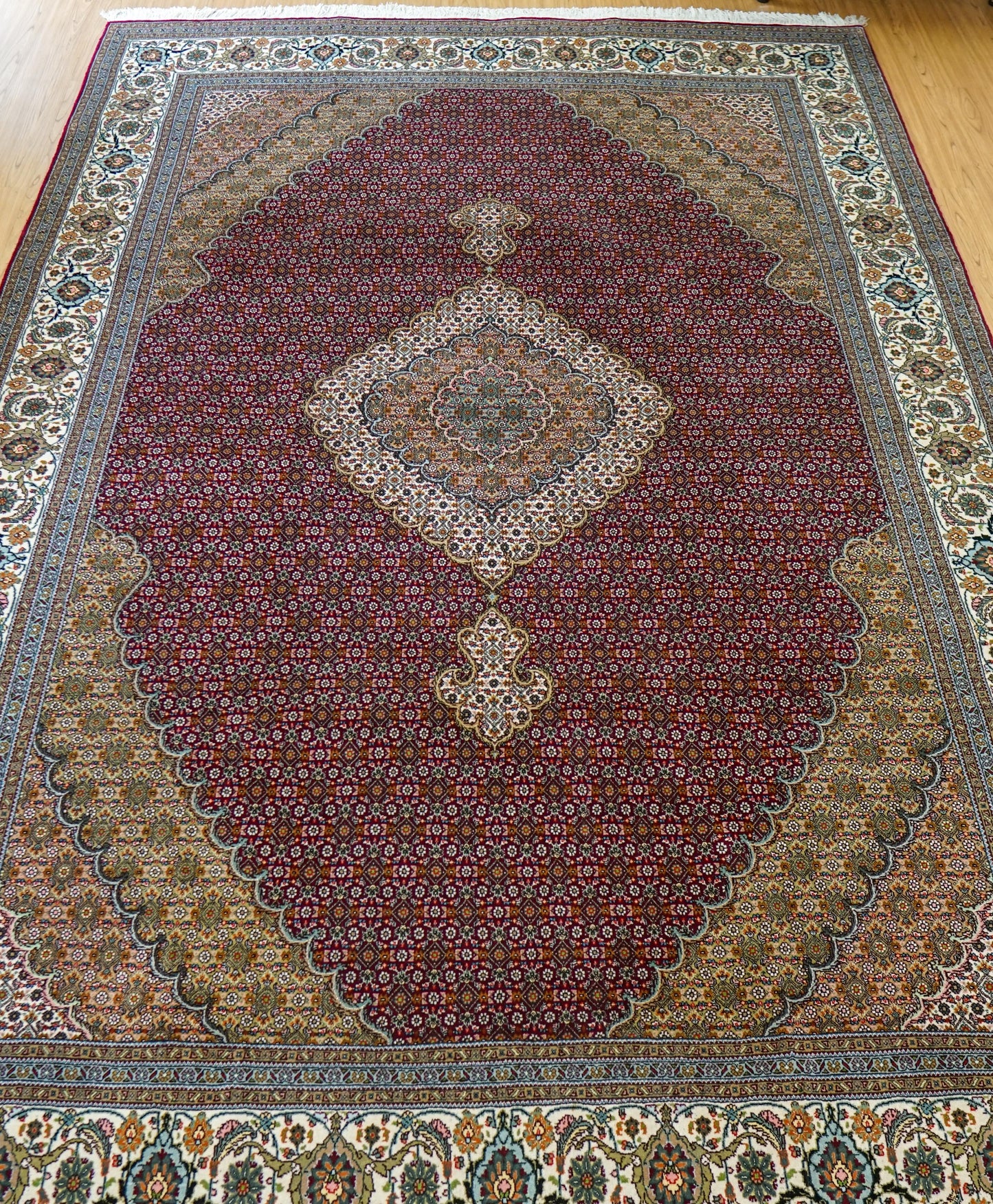 Collection ペルシャ手織り絨毯 タブリーズ産 305×205cm マヒ柄