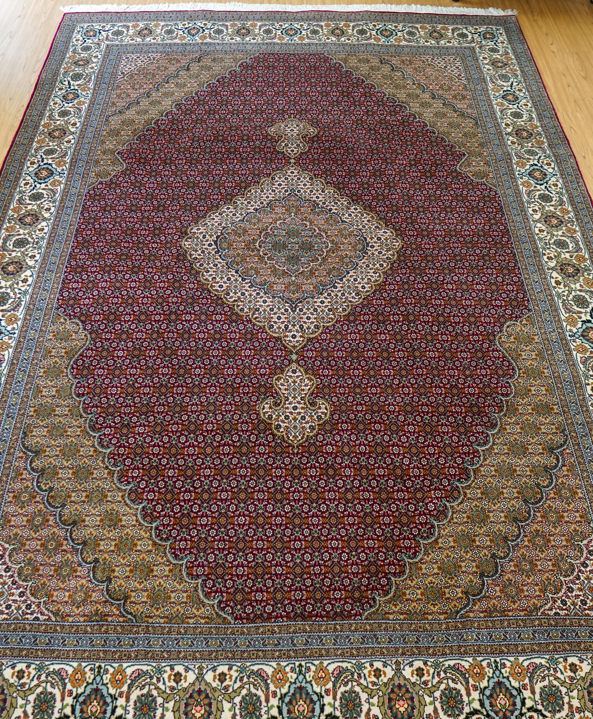 Collection ペルシャ手織り絨毯 タブリーズ産 305×205cm マヒ柄