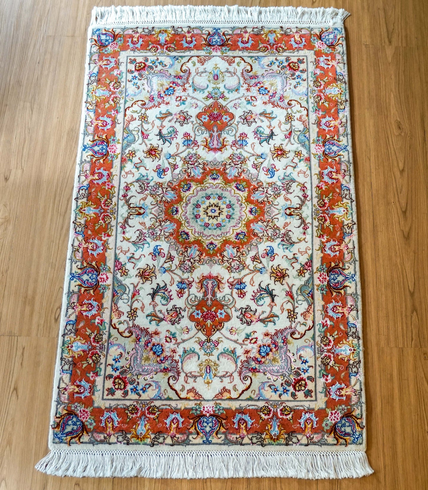 ペルシャ手織り絨毯 タブリーズ産 50RAJ 124×73cm｜ウール＆シルク