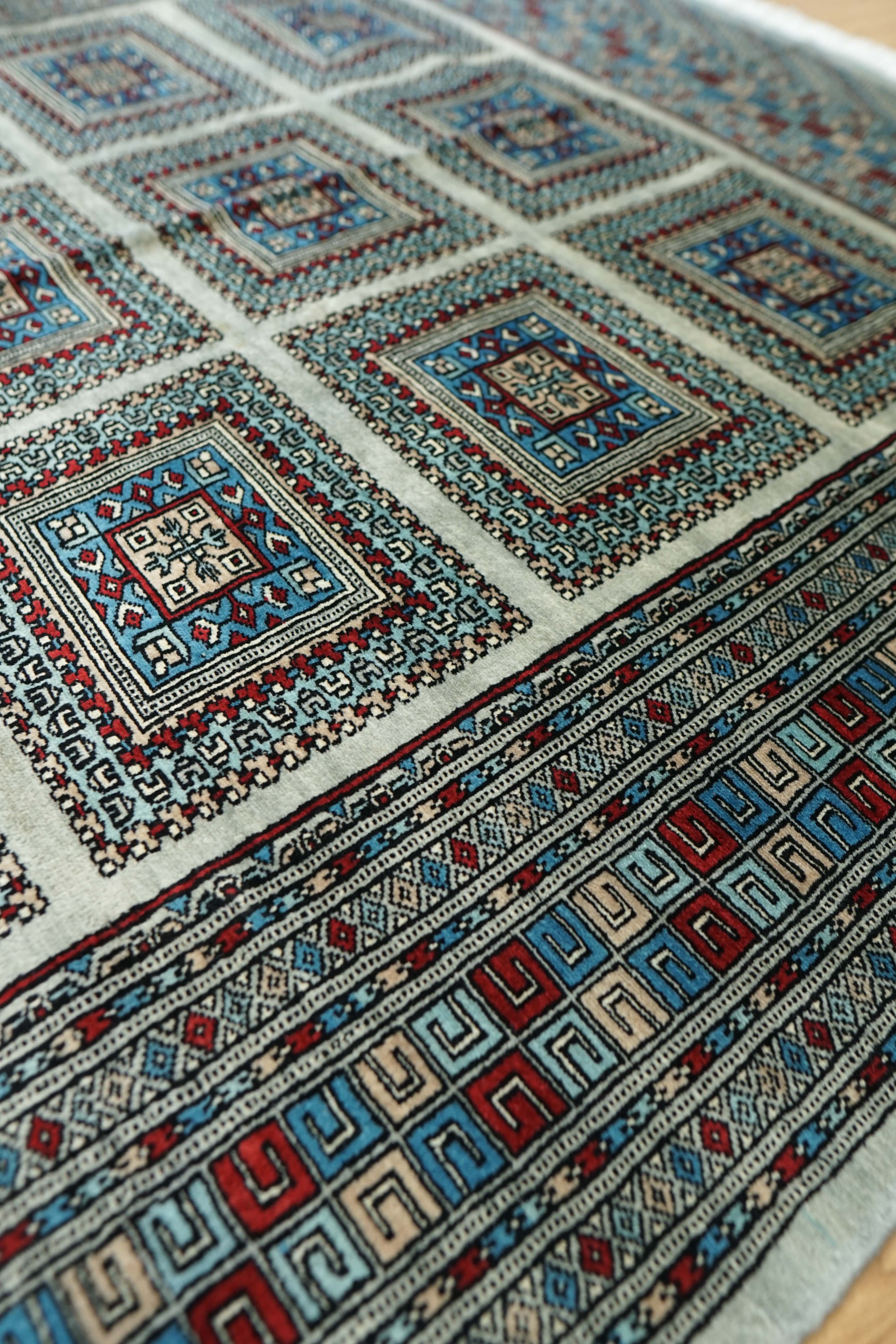 パキスタン手織り絨毯 238×163cm｜メリノウール使用 グレー 幾何学