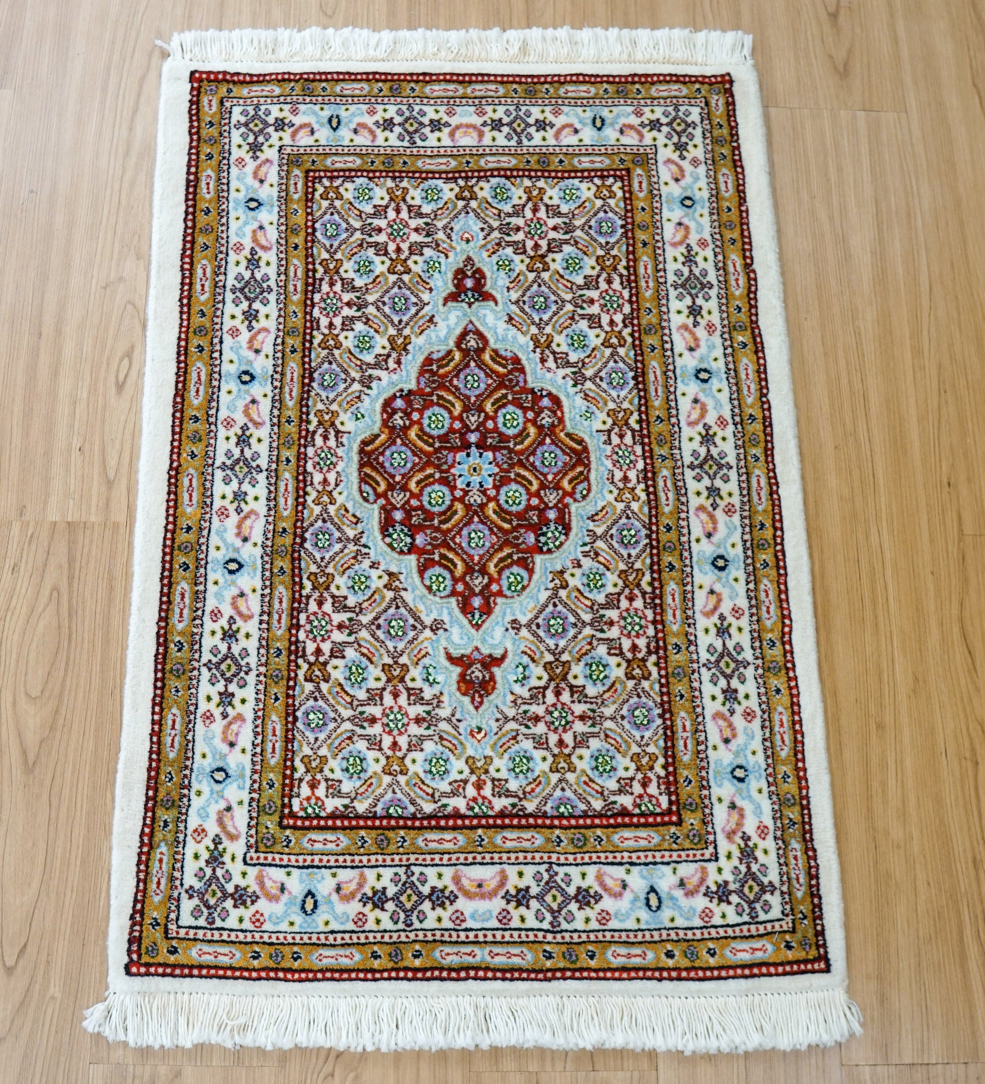 Collection 88×60cm ペルシャ 手織り絨毯　ムード
