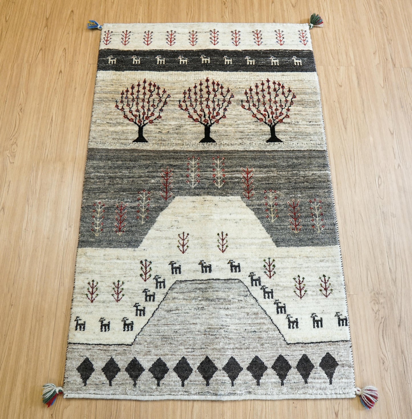 ペルシャ絨毯 カシュクリ ギャッベ リズバフトギヤべ 144×86cm