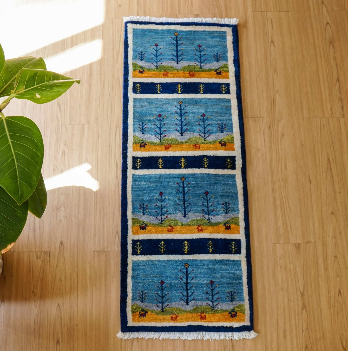  ペルシャ手織りカシュクリギャッベ リズ バフト ギャベ 手織り絨毯 114×44cm