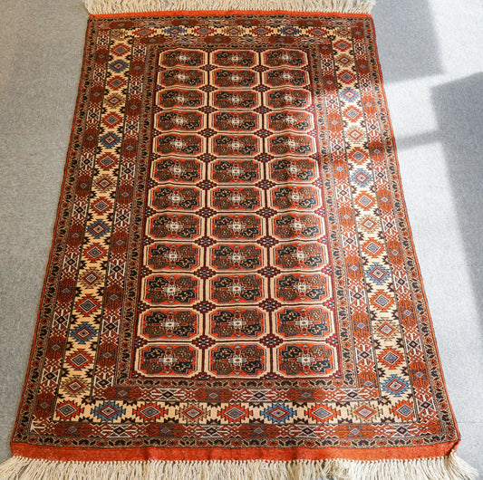 174×120cm　トルクメン ボハラ　手織り絨毯 - Decorworks