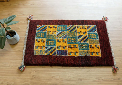  ペルシャ絨毯 手織りギャッベ アマレ族 ギャベ 81×51cm