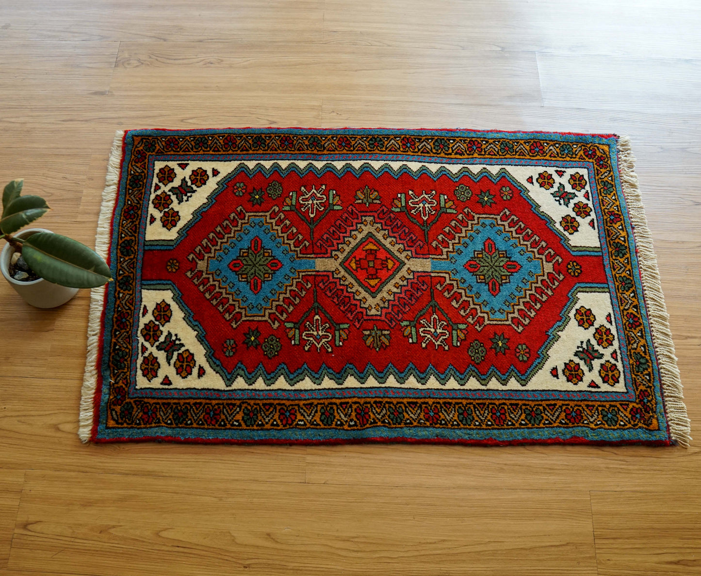  ペルシャ絨毯 ヤラメ97×63cm