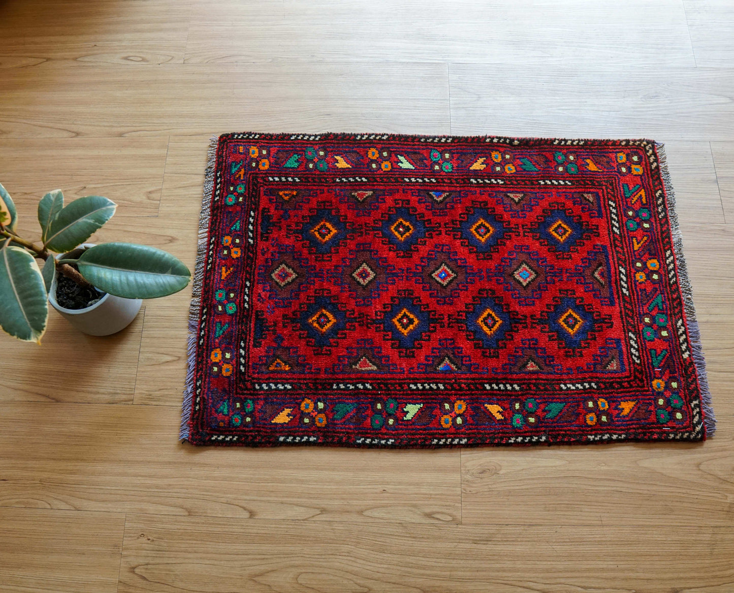  トライバルラグ　ヴィンテージラグ　バルーチ族　74×51cm ペルシャ絨毯　玄関マットサイズ