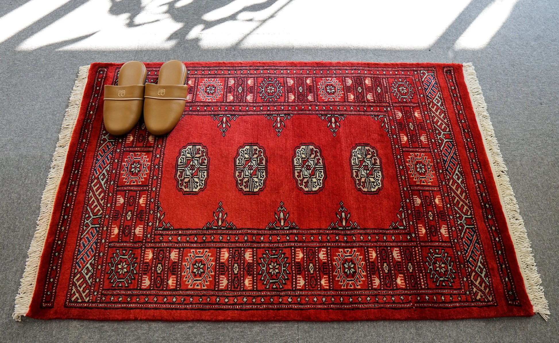 114×80cm トルクメン ボハララグ 手織り絨毯 パキスタン絨毯 Decorworks