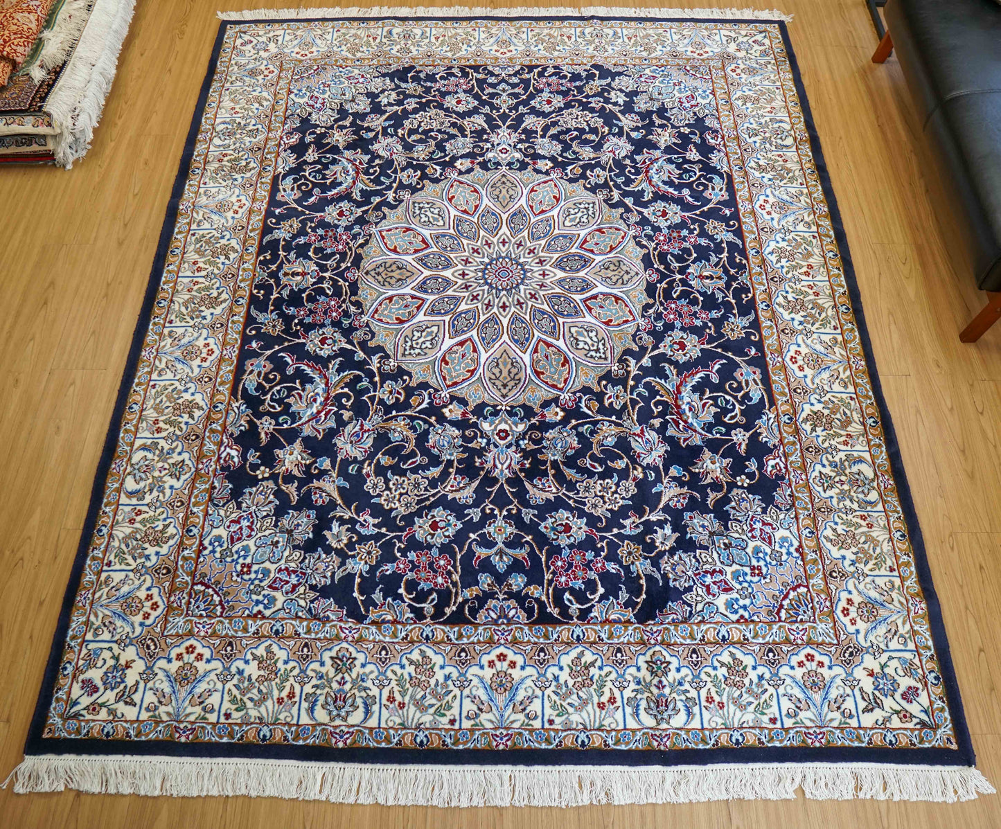  ペルシャ絨毯 ナイン産 250×200cm｜ウール×シルク・繊細メダリオンの伝統デザイン