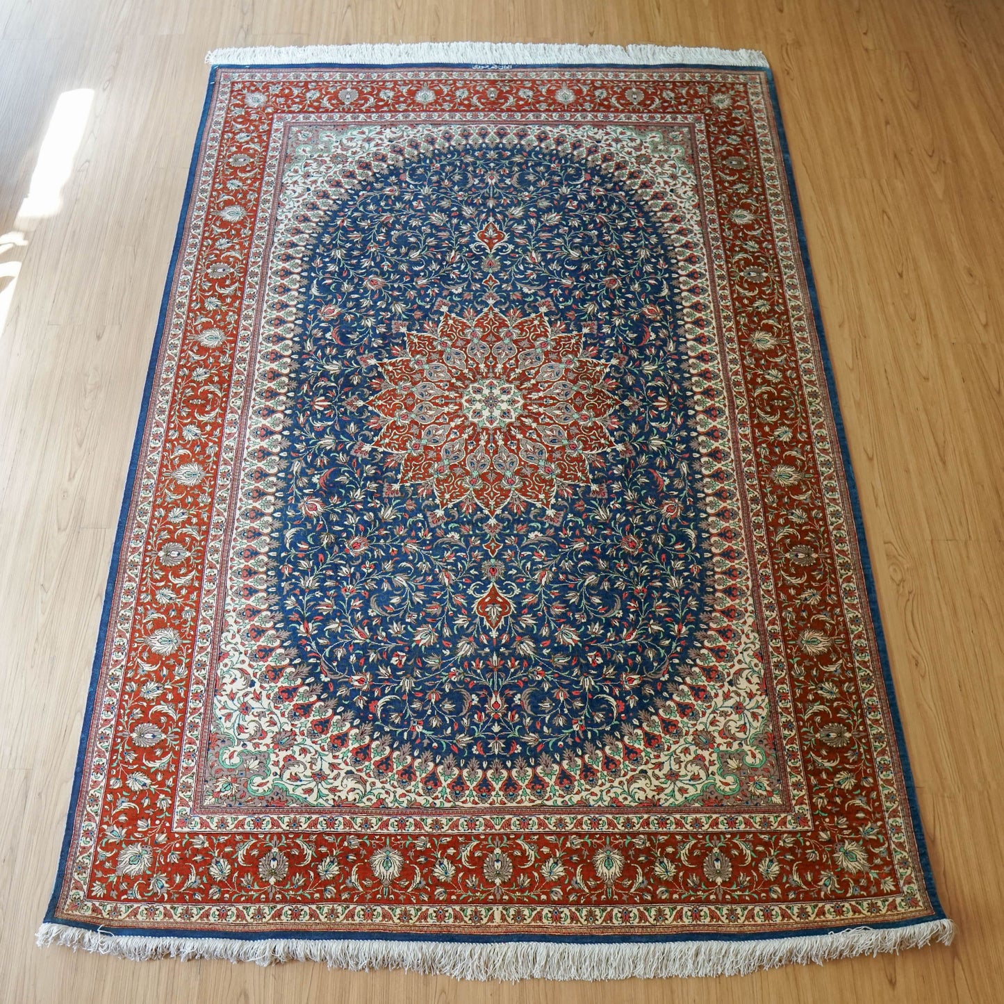 Collection 197×135cm ペルシャ手織り絨毯 クム産 ヌーリ工房 シルク100% 証明書付