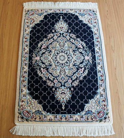  ペルシャ手織り絨毯 ナイン産 93×65cm