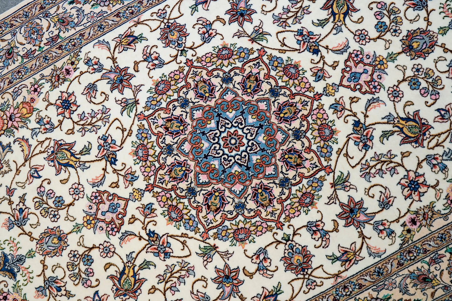 240×156cm　 ペルシャ手織り絨毯 - Decorworks