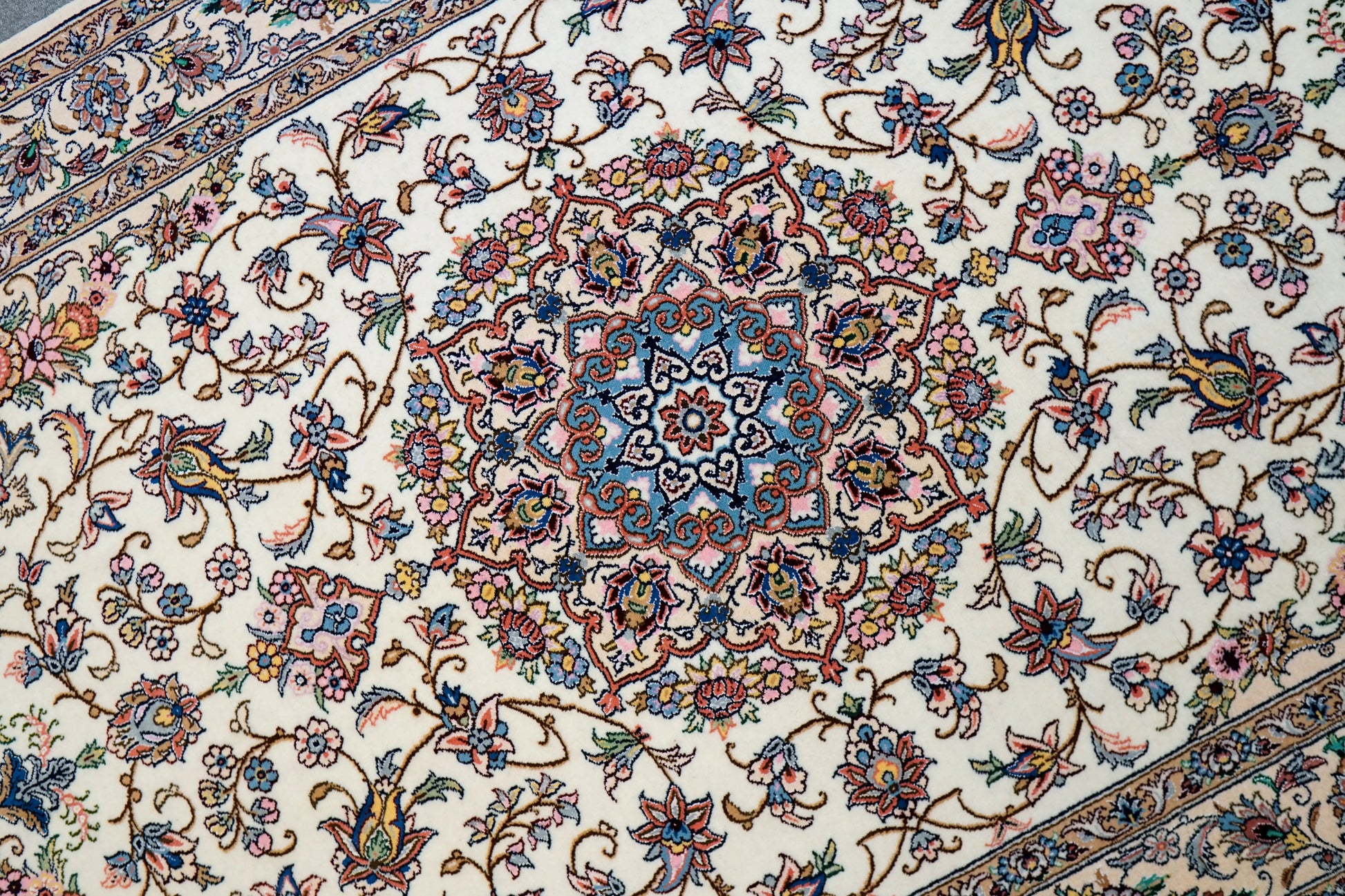 240×156cm　 ペルシャ手織り絨毯 - Decorworks