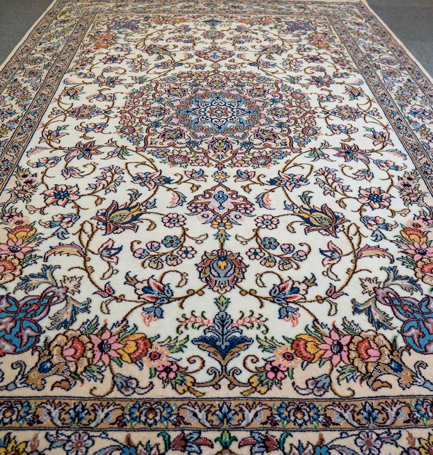 240×156cm　 ペルシャ手織り絨毯 - Decorworks